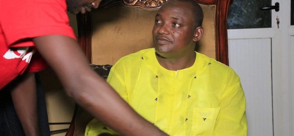 La vie d’Adama Barrow ne tenait plus qu’à un fil, selon les services secrets américains