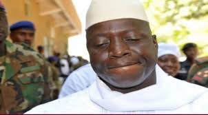 Largué par sa vice-Présidente et son ministre de l’Enseignement, Jammeh seul avec dernier carré de fidèles dont certains généraux hésitants