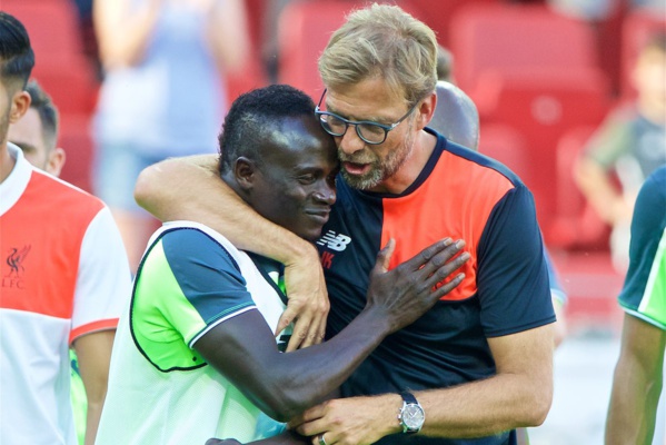 Jürgen Klopp à Sadio Mane: « Je suis content pour toi, mais d’un autre côté, je pourrais vraiment te botter les fesses… »