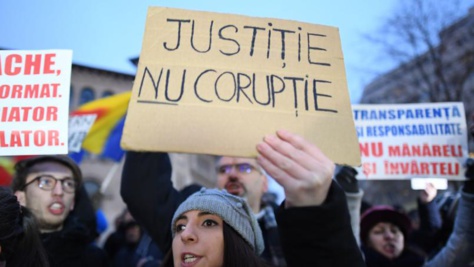 Corruption : la France reste 23e du classement de l'ONG Transparency