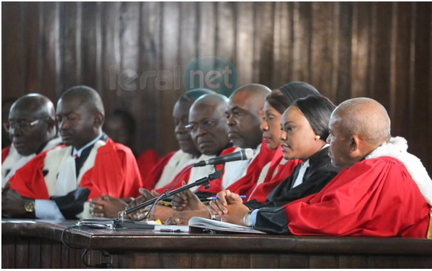 Photos: le président Macky Sall a présidé ce jeudi 26 janvier l’audience solennelle de rentrée des Cours et Tribunaux à la Cour suprême
