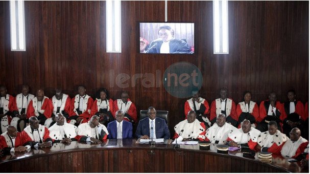 Photos: le président Macky Sall a présidé ce jeudi 26 janvier l’audience solennelle de rentrée des Cours et Tribunaux à la Cour suprême