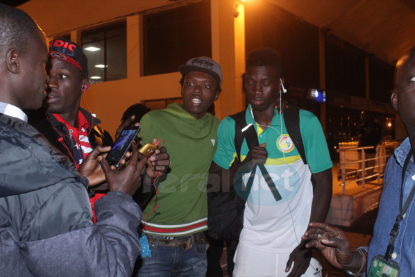 Videos-photos: l'arrivée des lions de la Teranga à l'aéroport Léopold Sedar Senghor de Dakar