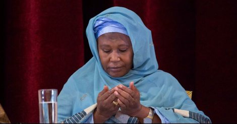 Gambie: Barrow maintient Tambajang a son poste de vice-Présidente malgré les polémiques