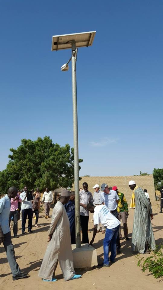 Photos: SEM Christophe Bigot, ambassadeur de la France au Sénégal, visite de terrain à Diofior, Fatick et Nianing-Saly