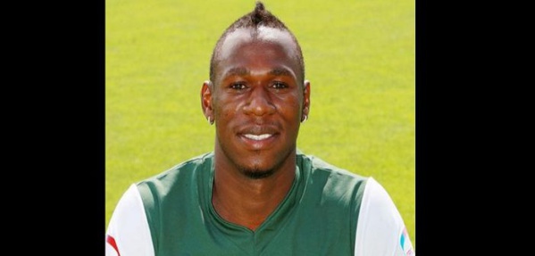 La star zimbabwéenne de football, Onisimor Bhasera victime d’un accident: PHOTOS