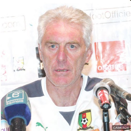 Le sélectionneur du Cameroun Hugo Broos