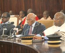 Me WADE AUX JUGES DE LA COUR SUPRÊME : “ Vous n’avez de comptes à rendre qu’au peuple sénégalais ”
