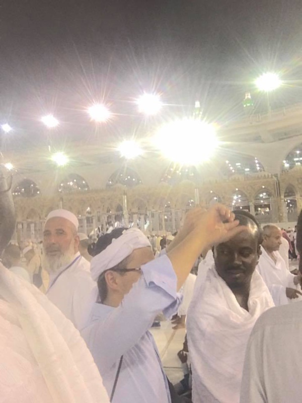 Images Exclusives : Serigne Bass Abdou Khadre Mbacké a fait son oumra