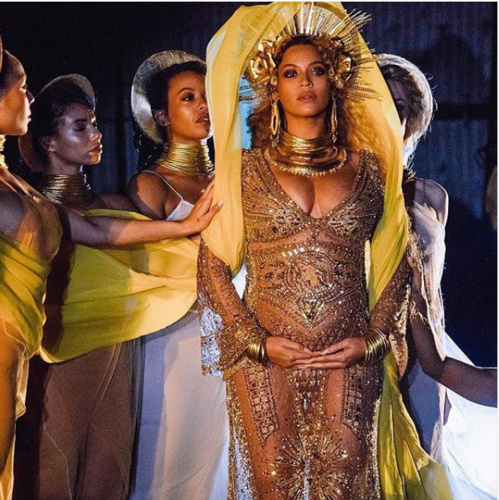 Queen Bey sur scène aux #Grammys2017