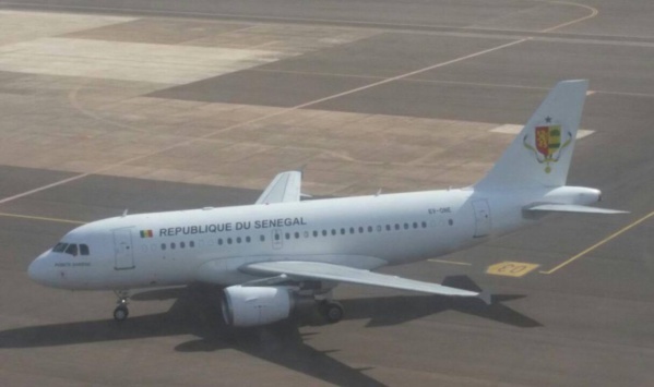 Le président Macky Sall, invité d’honneur de son homologue Gambien est arrivé à 16h 20 à l'aéroport international de Banjul