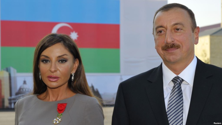 Le président azerbaïdjanais Ilham Aliev et sa femme Mehriban Alieva nommée au poste de vice-présidente. 7 Octobre 2011.