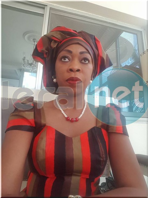 Aby Ndour l'autre frangine du roi du Mbalax en taille basse, elle dégage une élégance toute africaine...