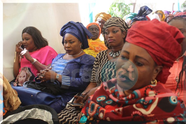les femmes du parti Apr du département de Dakar et Benno Bokk Yakaar de Sicap