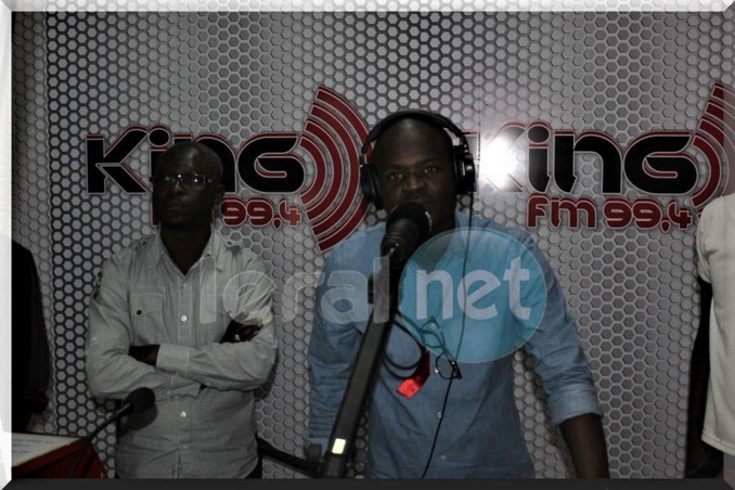 Vidéo: Pape Cheikh Diallo, le King de KING FM fait un cours magistral aux autres animateurs radio 