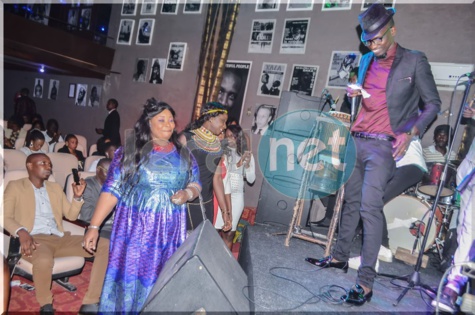Photos- Deuxième partie anniversaire Demba Guissé au Petit théâtre