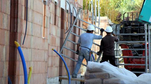 Sur les chantiers d'Ile-de-France, il faudra désormais parler français
