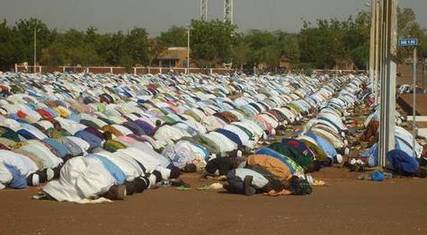 PR CHEIKH OUSMANE MBOW PERSISTE ET SIGNE : ''La Tabaski, c'est le lundi 8 décembre 2008''