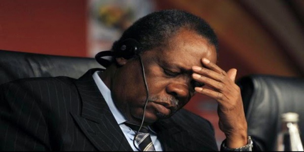 «Le Maroc devra organiser le mondial avec l’Algérie ou l’Égypte”, dixit Issa Hayatou
