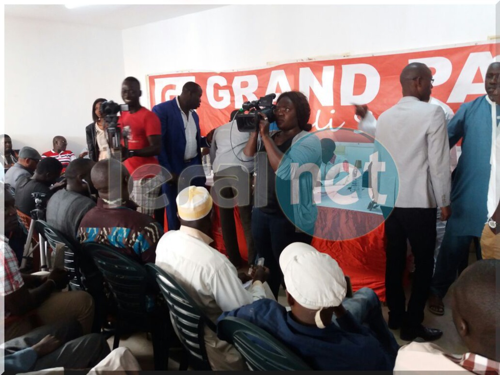 Photos- point de presse : Convention des jeunes du Grand Parti de Guédiawaye