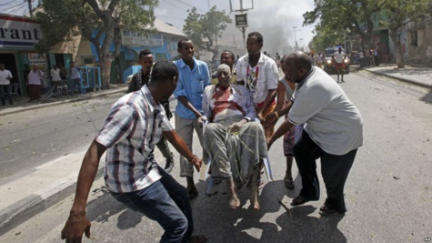 En images : attentats à la voiture piégée en Somalie le 13 mars 2017