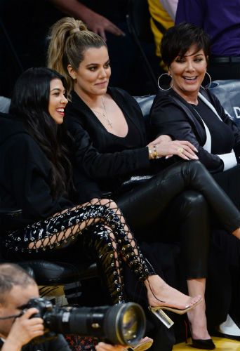 Photos : Khloe Kardashian va très vite avec Tristan Thompson !