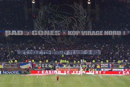 OM : Pape Diouf victime d'une banderole homophobe lyonnaise
