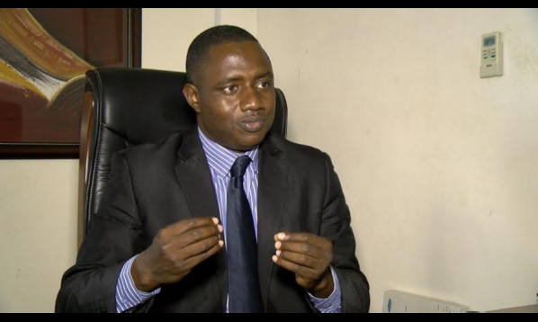  Yoro Dia, analyste politique : "C'est excessif d'exclure Farba Senghor et Pape Samba Mboup parce..."