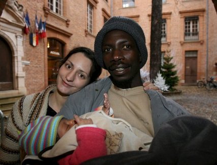 Albi. Il a enfin pu quitter le Sénégal pour épouser la mère de son enfant