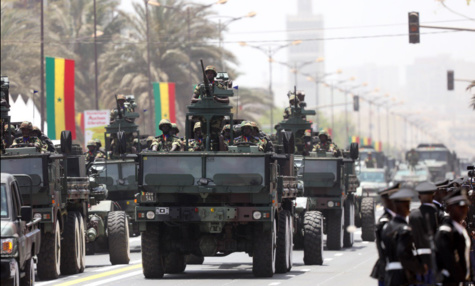 Photos-Le défilé militaire a été l'occasion de présenter les nouvelles acquisitions des Forces de défense #4Avril 🇸🇳