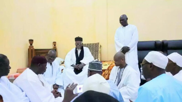 Al  Amine présente ses condoléances au Khalife Général des Mourides