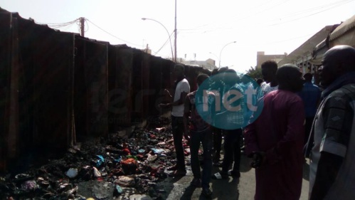 Photos-Le sinistre au marché HLM après l'incendie qui s'est déclaré vers 4h du matin en quelques images!!