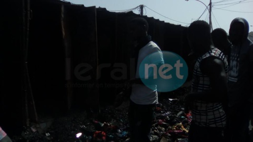 Photos-Le sinistre au marché HLM après l'incendie qui s'est déclaré vers 4h du matin en quelques images!!