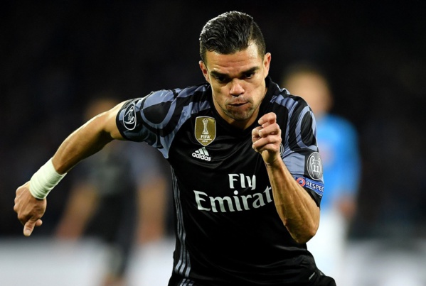 Real Madrid: deux côtes cassées pour Pepe