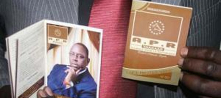 « Financement des partis politiques : Macky à la méthode Obama »