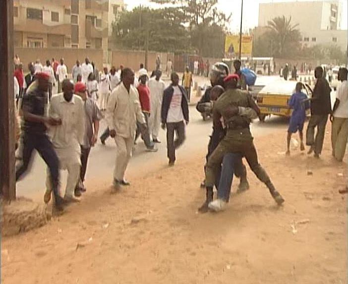 SENEGAL : LA DEMOCRATIE EN PERIL !