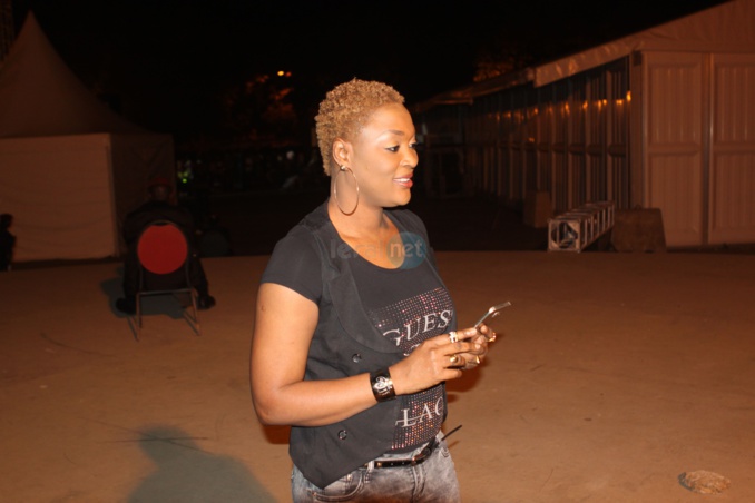 Titi et sa nouvelle coiffure, en communion avec ses fans à la Place de France (Thiès)