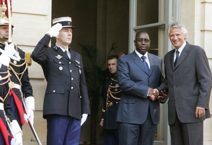 Destruction massive des réseaux internationaux de Macky Sall : ce qui n’est pas interdit est permis.