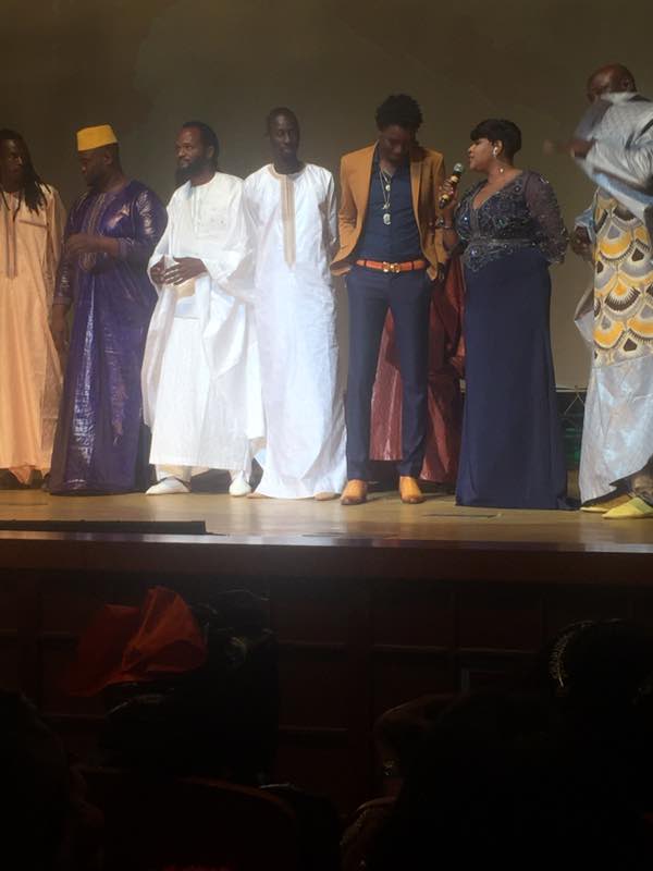 Revivez en images la soirée "Référendum Wiri Wiri" de la troupe "Soleil Levant" au Grand théâtre 