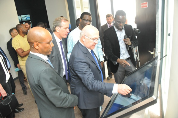 PHOTOS: Visite de M. Michel SAPIN, Ministre des Finances de France, à la Maison du TER