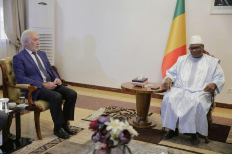 Le PDG de Eiffage Sénégal, Gérard Senac, honoré par le Président du Mali, S.E Ibrahim Boubacar Keïta