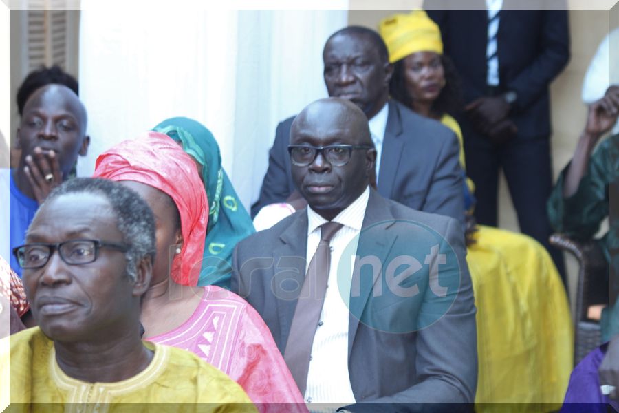 Les images de la présentation de condoléances du président de la République, S.E.M.Macky Sall à Mme Innocence Ntap Ndiaye