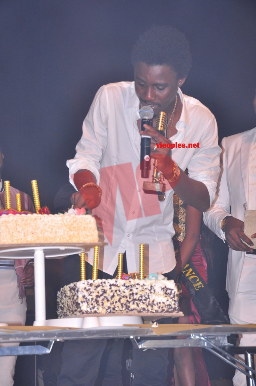 44 photos :  l’anniversaire de Waly Seck  à Paris...regardez