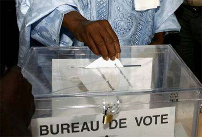 90 LISTES, 4,8 MILLIONS D'ÉLECTEURS, 14 RÉGIONS, 150 COMMUNES, 353 COMMUNAUTÉS RURALES : LE GRAND SUSPENSE