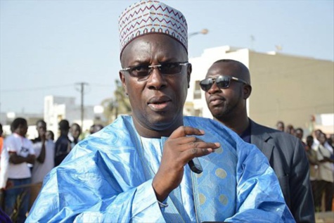 Souleymane Ndéné Ndiaye quitte la défense du maire de Dakar