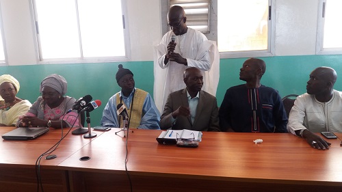 Transfert des travailleurs de l’aéroport Léopold Sédar Senghor vers Diass :L’intersyndicale de l’ADS en appelle à la vigilance Transfert des travailleurs de l’aéroport Léopold Sédar Senghor vers Diass :L’intersyndicale de l’ADS en appelle à la vigilance