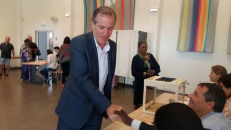 Second tour de la Présidentielle en France: Le vote de Son Excellence l'Ambassadeur Christophe Bigot à Dakar (Images)