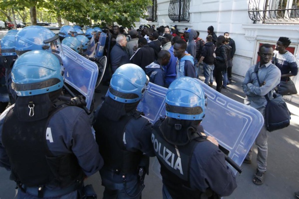 Italie: Grosse colère de la communauté sénégalaise de Rome réclamant justice après la mort du marchand ambulant, Maguette Niang