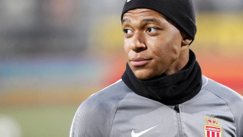 EXCLU Mercato - FC Barcelone: Le transfert de Mbappé bloqué par... Lionel Messi !