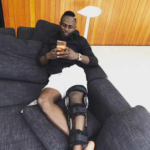 Sadio Mané, élu meilleur joueur de Liverpool de la saison: "je vais commencer à courir la semaine prochaine"